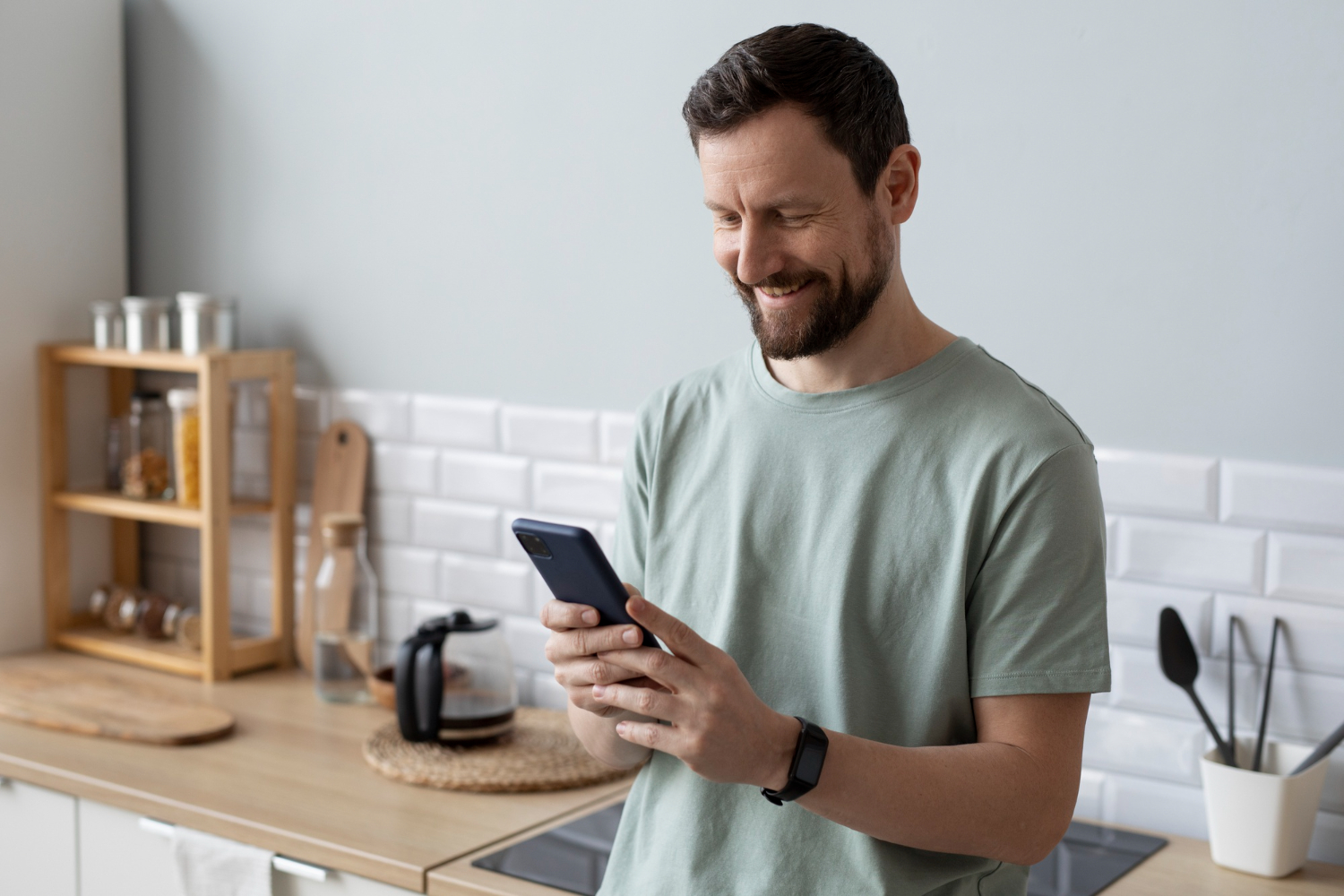 Uygulama klonlarıyla iş ve kişisel hesapları aynı anda açık tutun, geçiş yükünü azaltın